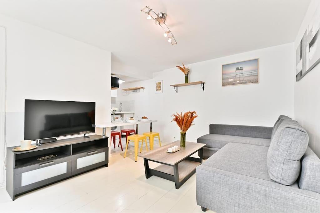 Appartement Proche Canal Saint Martin Paris Bagian luar foto