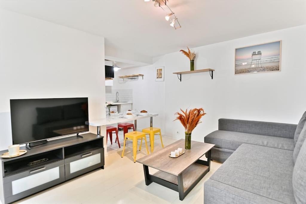 Appartement Proche Canal Saint Martin Paris Bagian luar foto
