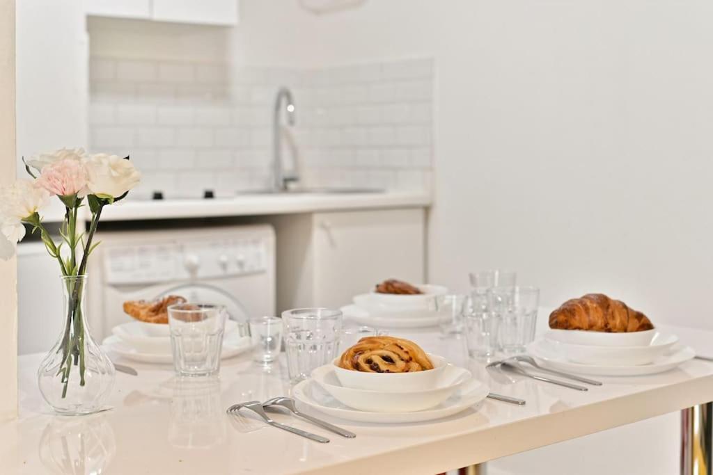 Appartement Proche Canal Saint Martin Paris Bagian luar foto