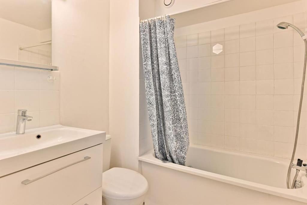 Appartement Proche Canal Saint Martin Paris Bagian luar foto