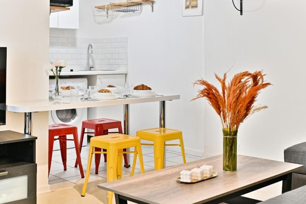 Appartement Proche Canal Saint Martin Paris Bagian luar foto