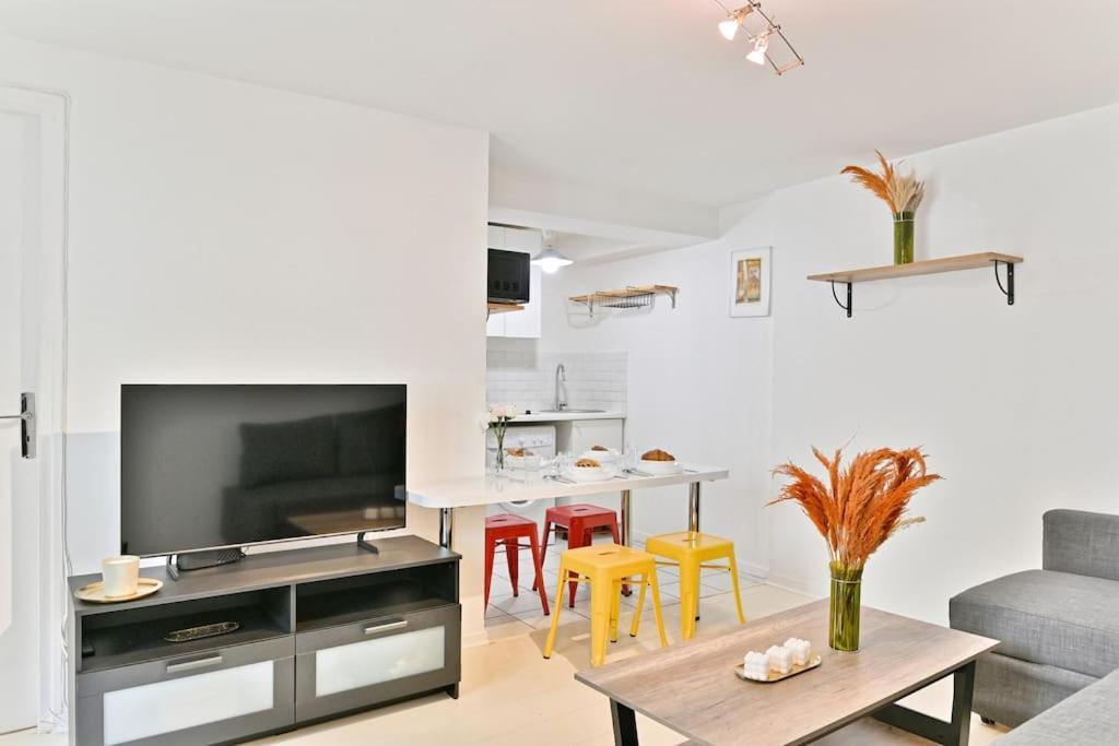 Appartement Proche Canal Saint Martin Paris Bagian luar foto